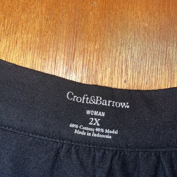 •CROFT & BARROW•BLACK FLOWY BODICE SQUARE NECKLINE SHORT SLEEVE TOP. SIZE 2X EUC - Picture 4 of 7